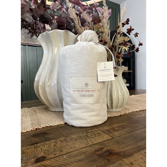 4pc Queen Mélange Dyed Sheet Set Gray - Hearth & Hand with Magnolia NEW - Picture 1 of 4